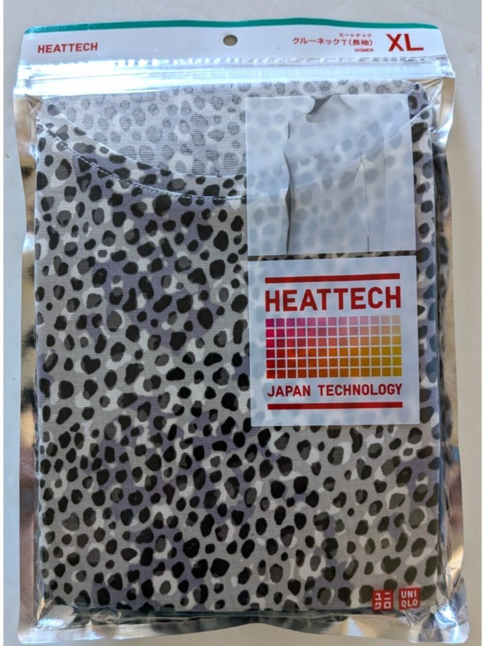 New Uniqlo Heattech Women's T-Shirt Beige Crew Neck Long Sleeves Animal Print XL